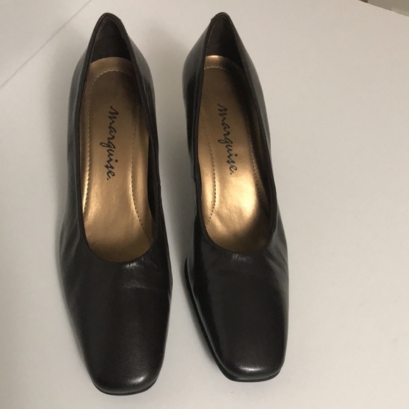NWOT Dark Brown Leather Marquise Heel 8.5M - Picture 2 of 6